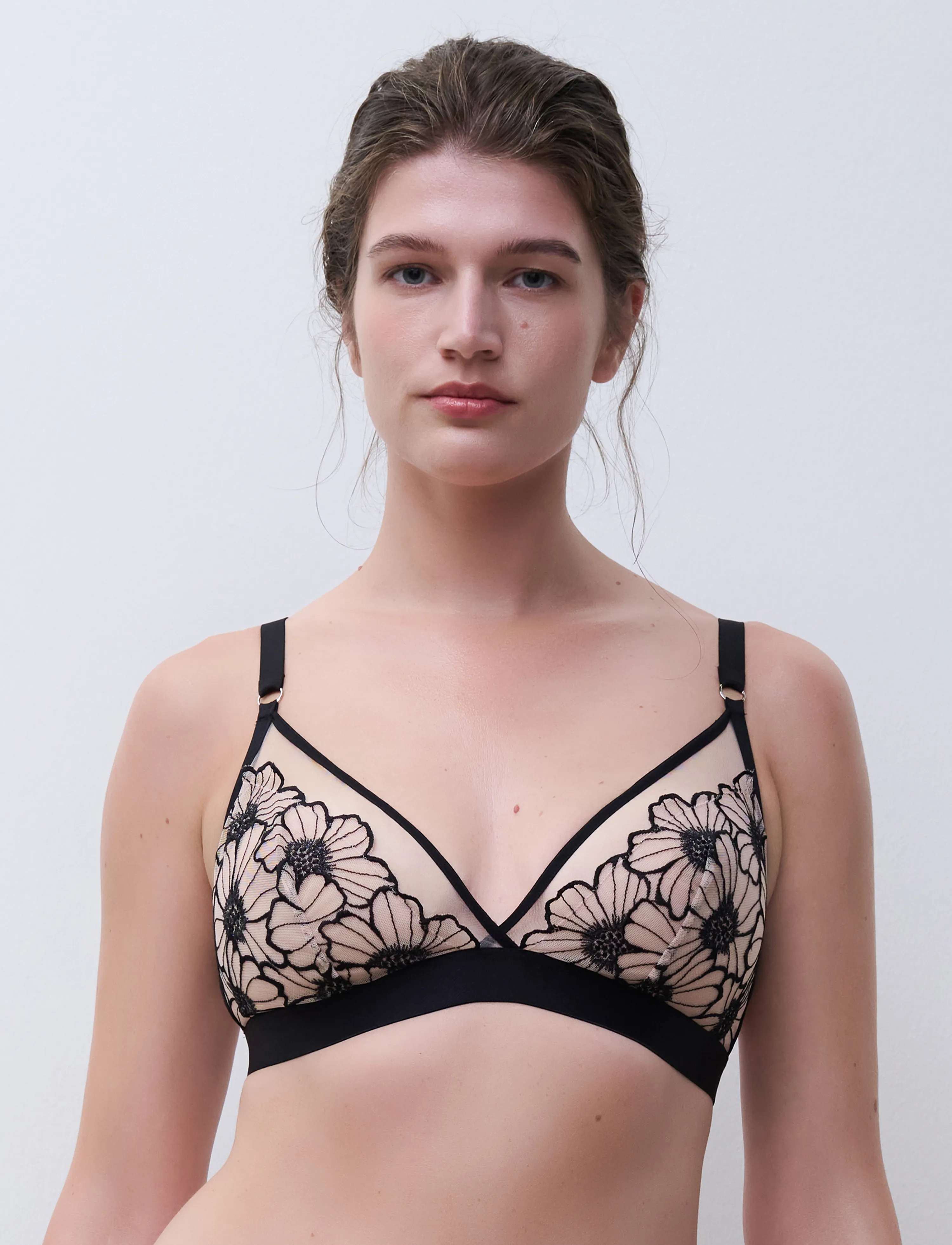 CHANTELLE Lush Wirefree Triangle Bra, M, Black, Bløde Bh'Er > Bralette, Dame