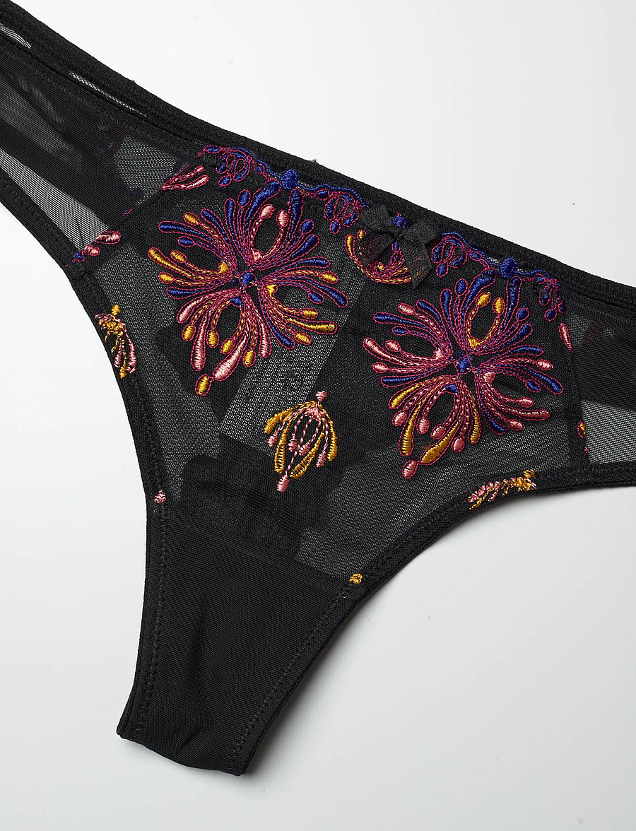 CHANTELLE - Champs Elysees Tanga - stringid - black jewels - 4