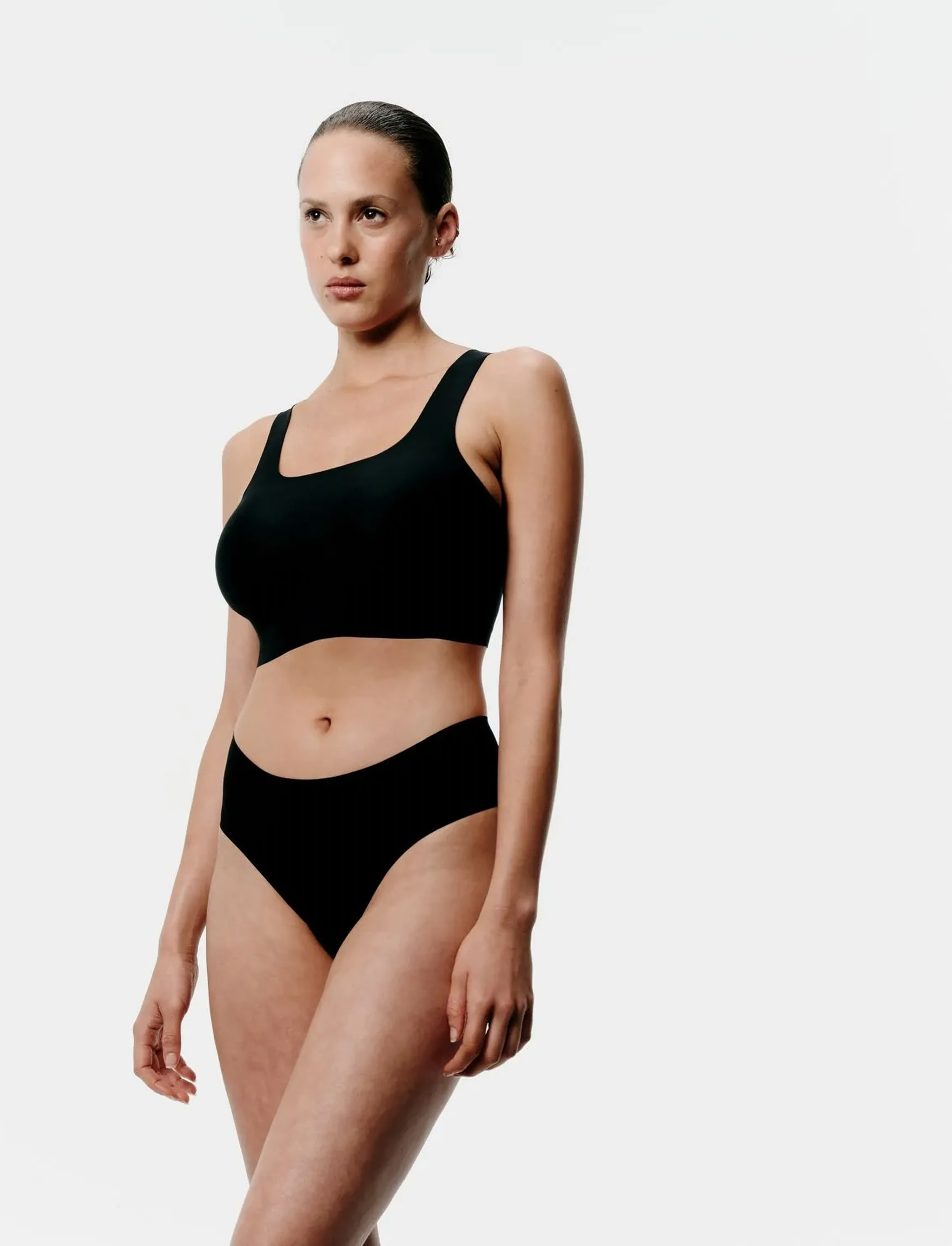 CHANTELLE - SOFTSTRETCH POWER Wirefree top - rinnahoidja - black - 4