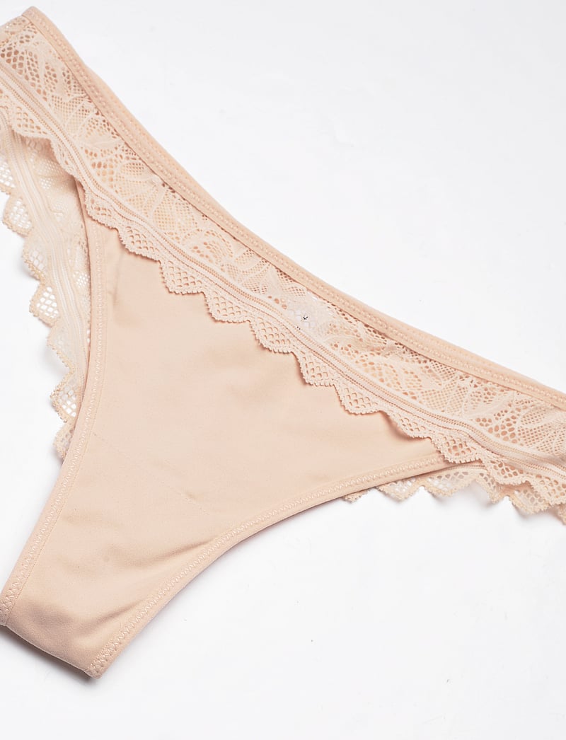 CHANTELLE - Floral Touch Tanga - stringtrosor - golden beige - 5