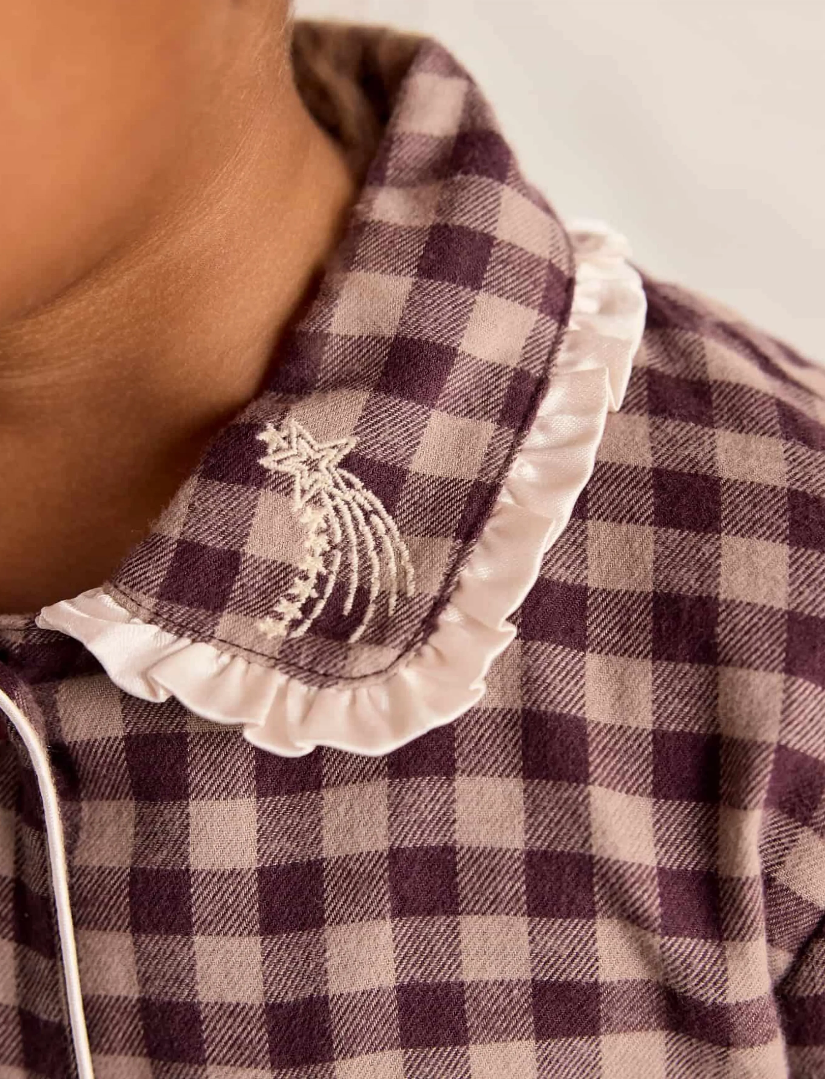 Chelsea Peers - Kids Organic Cotton Embroidered Gingham Enchanted Dreams Long Pyjama Set - komplektid - burgundy - 4
