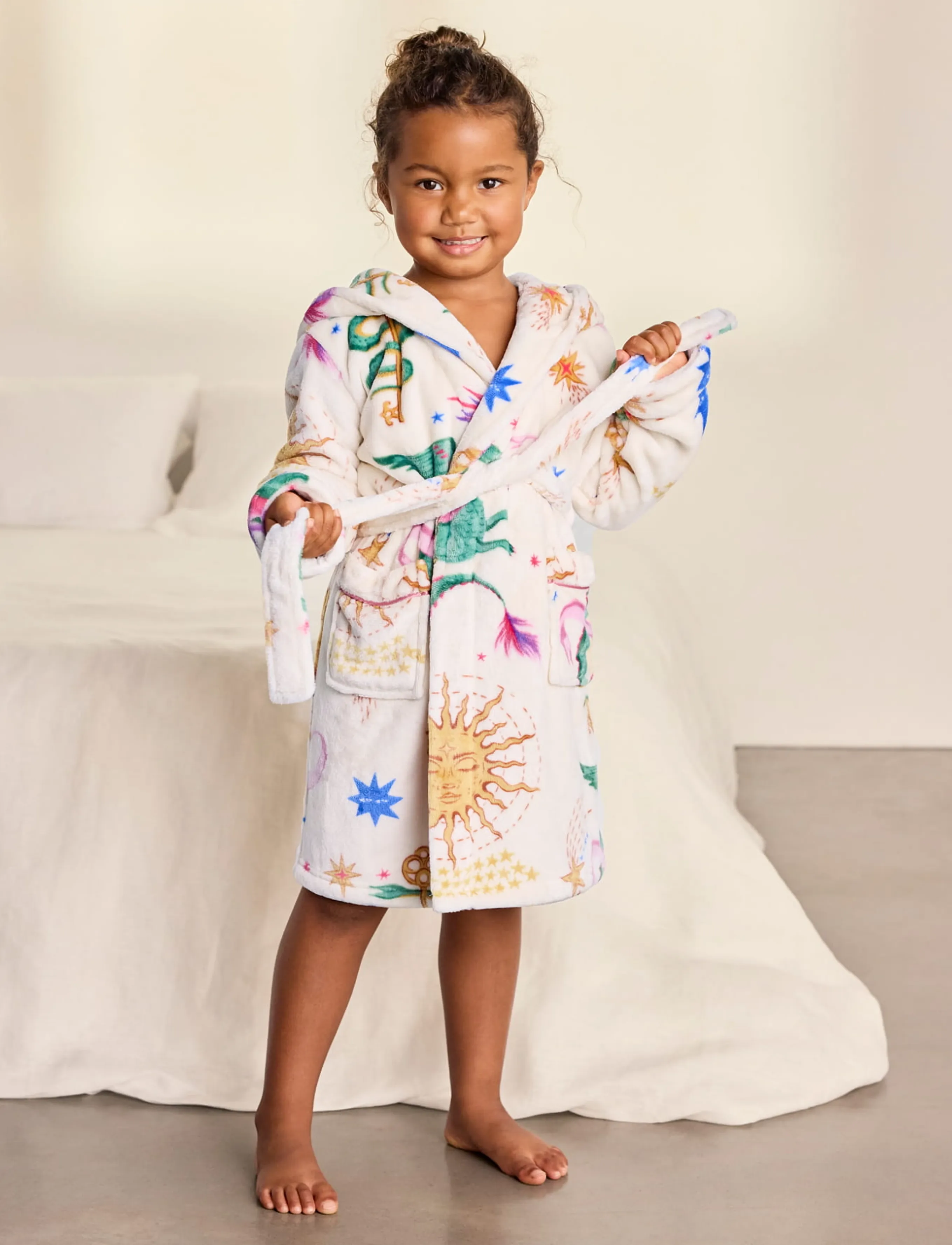 Chelsea Peers - Kids Fleece Mythical Dragon Print Hooded Dressing Gown - hommikumantlid - off white - 4