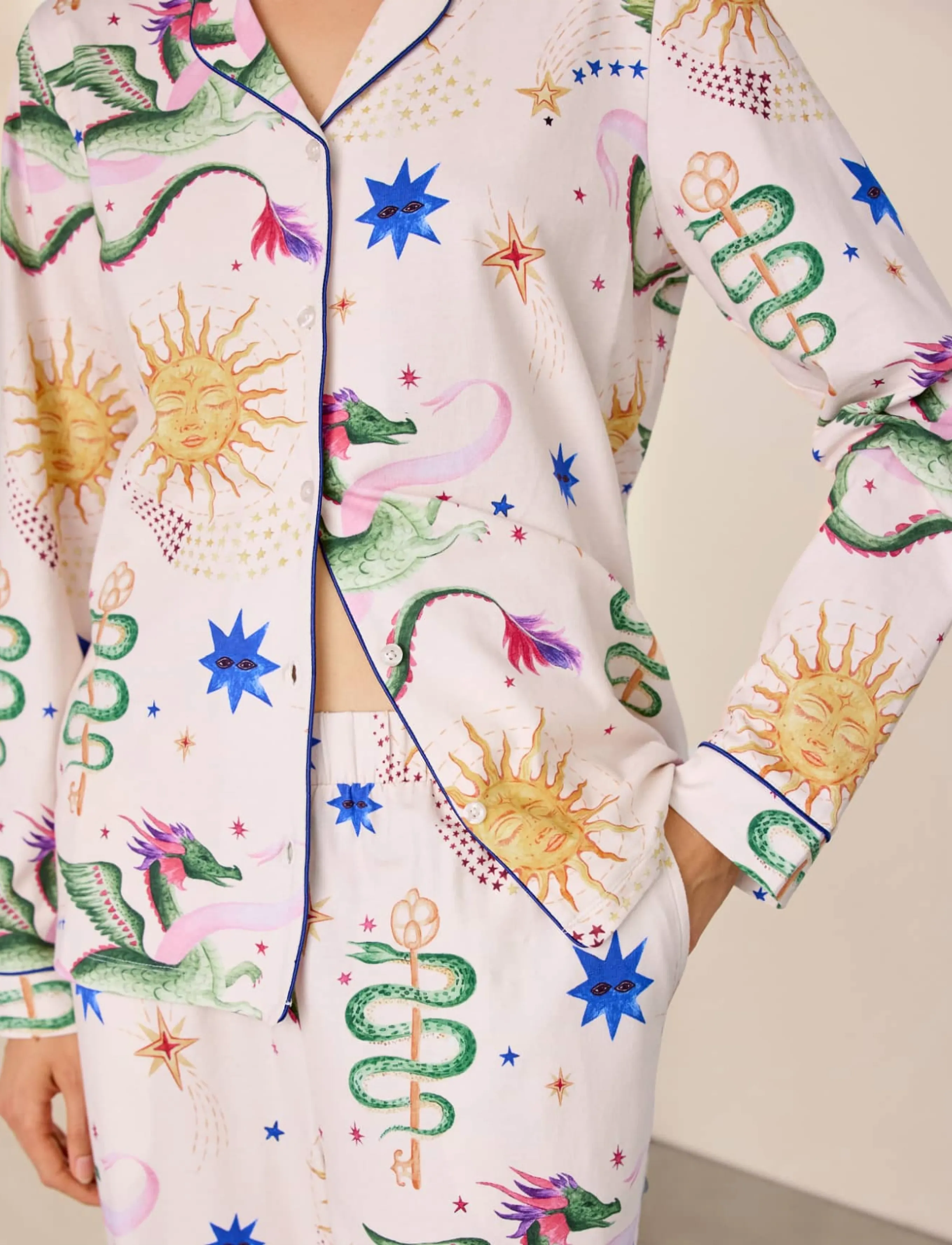 Chelsea Peers Organic Cotton Mythical Dragon Print Long Pyjama Set pyjamas & nattlinnen dam – bild 6
