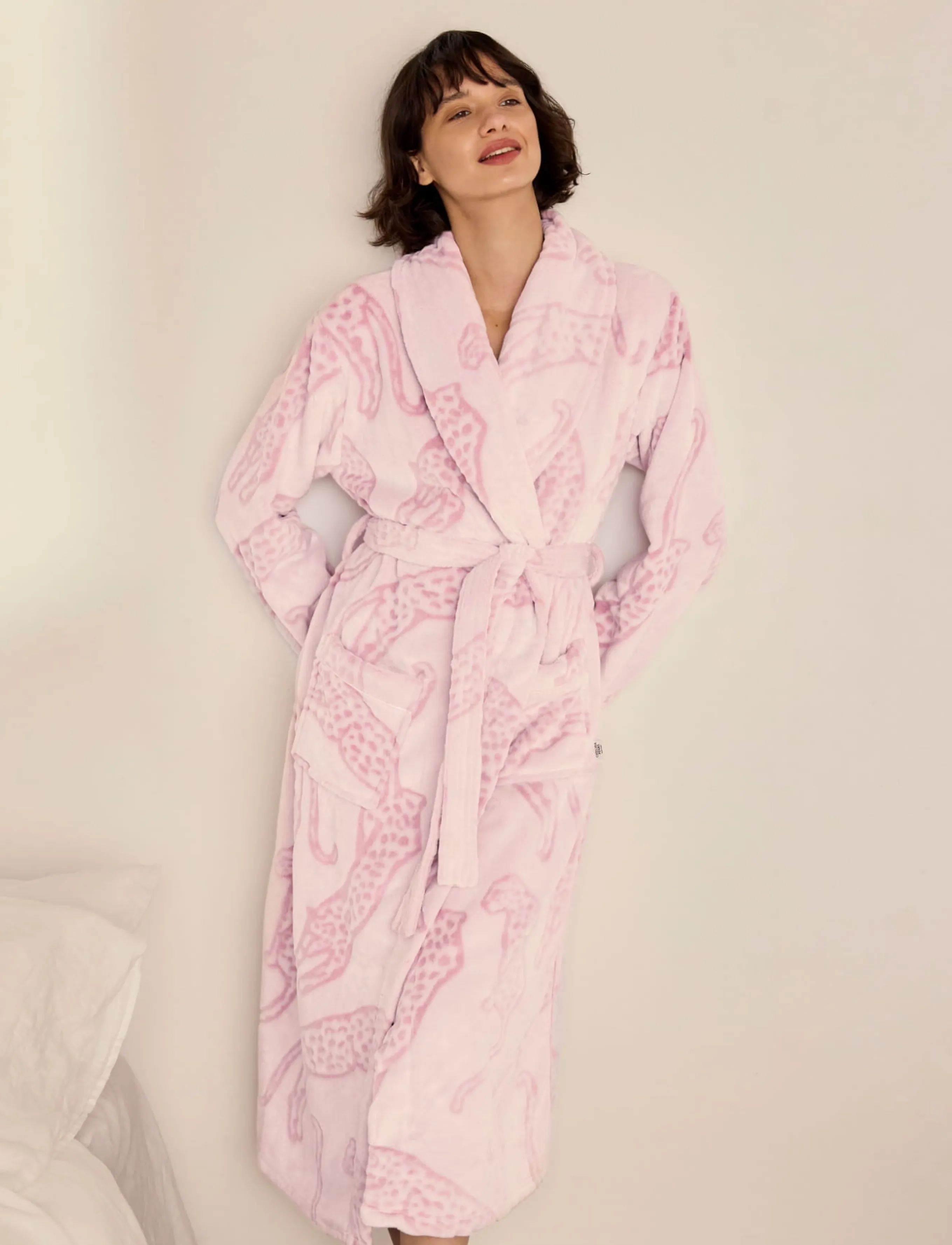 Chelsea Peers Fleece Burnout Lino Cut Leopard Print Long Dressing Gown morgonrockar dam – bild 5