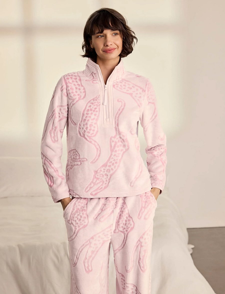 Chelsea Peers - Leopard Print Fleece Half Zip Lounge Set - fleece & midlayer - pink - 0