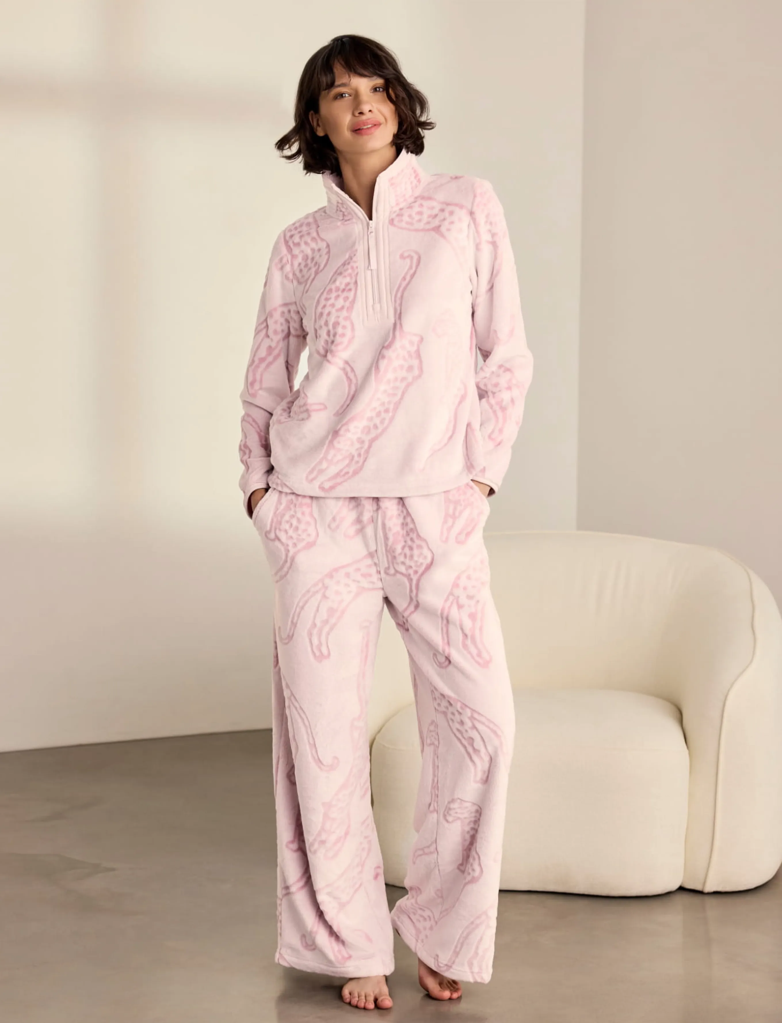 Chelsea Peers - Leopard Print Fleece Half Zip Lounge Set - fleece & midlayer - pink - 5