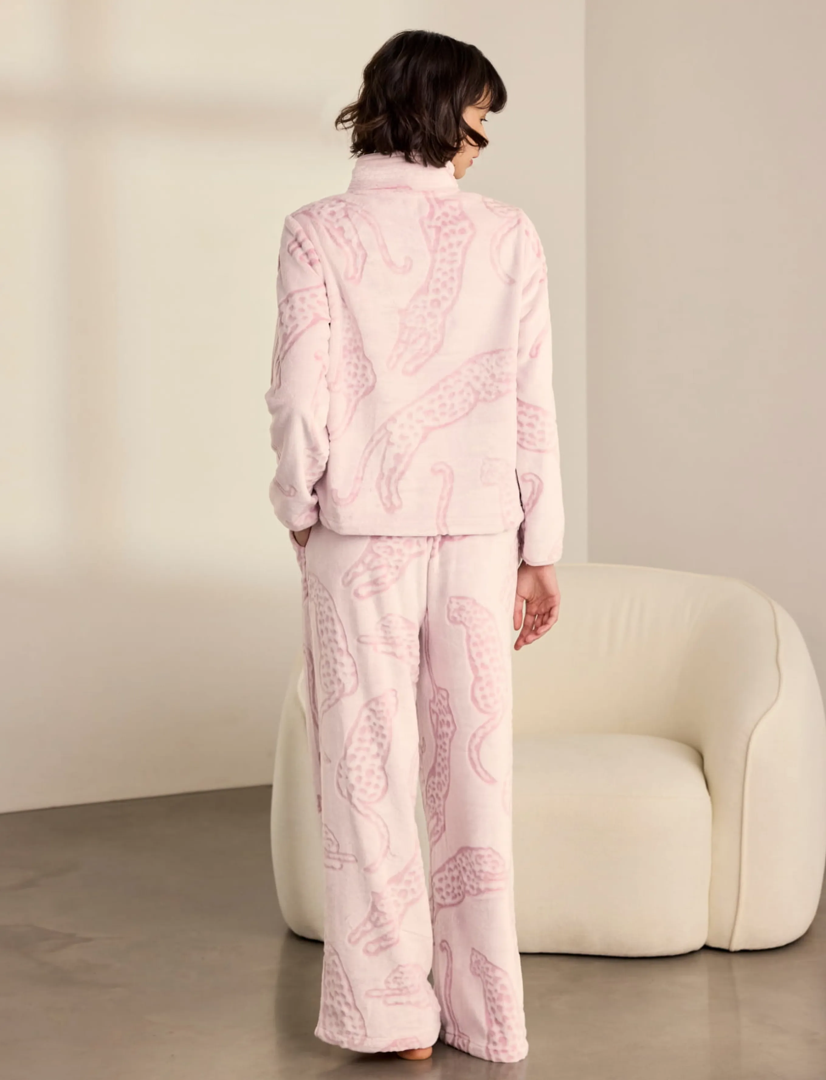 Chelsea Peers Leopard Print Fleece Half Zip Lounge Set pyjamas & nattlinnen dam – bild 3