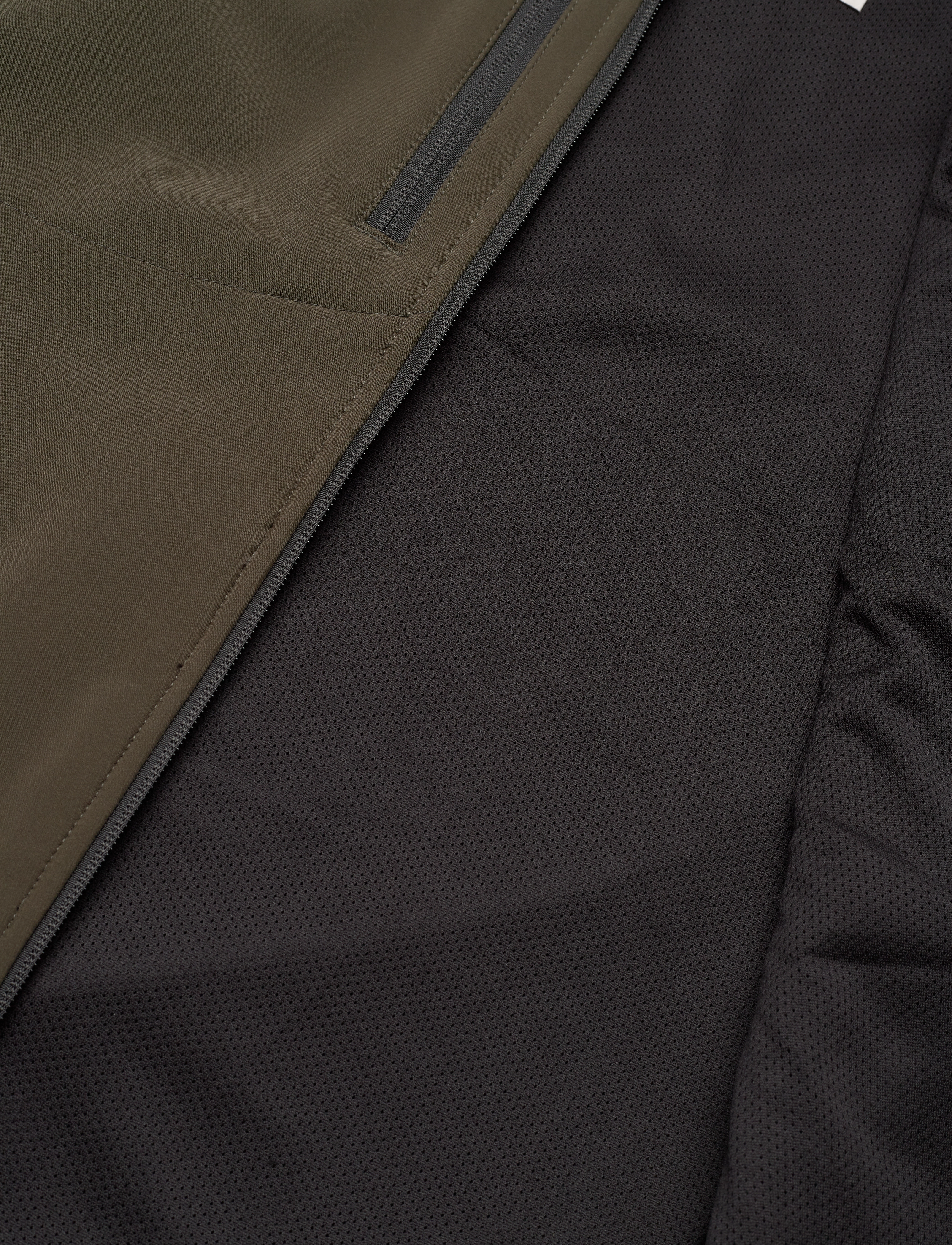 Chevalier - Nimrod Windblocker Jacket Men - jakker og regnjakker - dark green - 4
