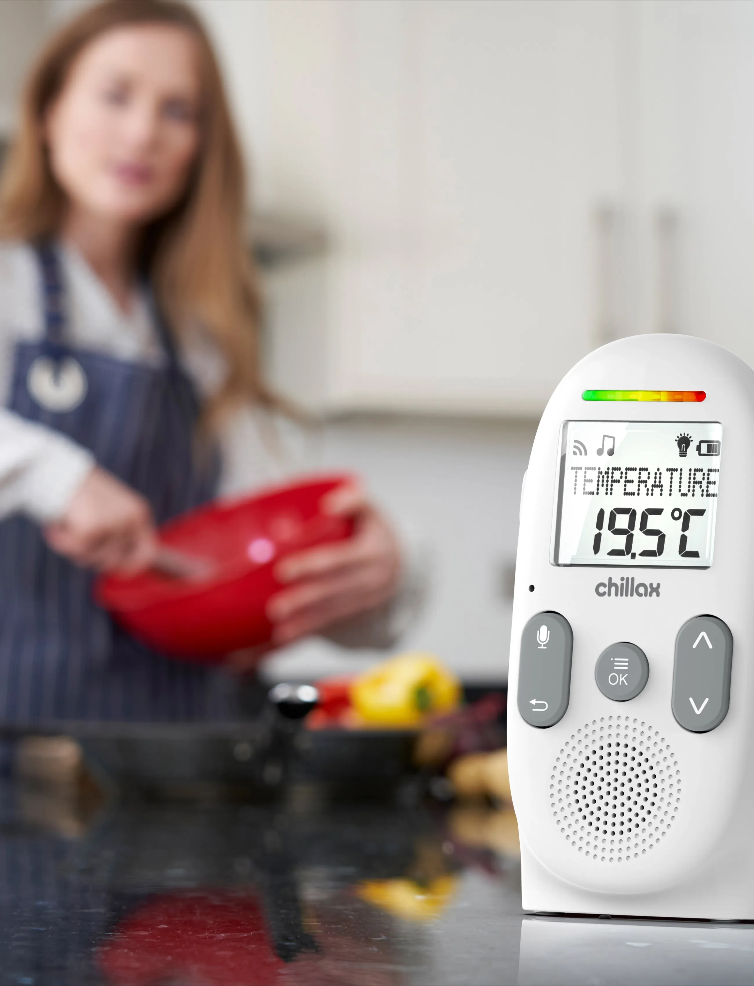 Chillax - Baby 260 Audio Baby Monitor with Display - babymonitor - white - 4