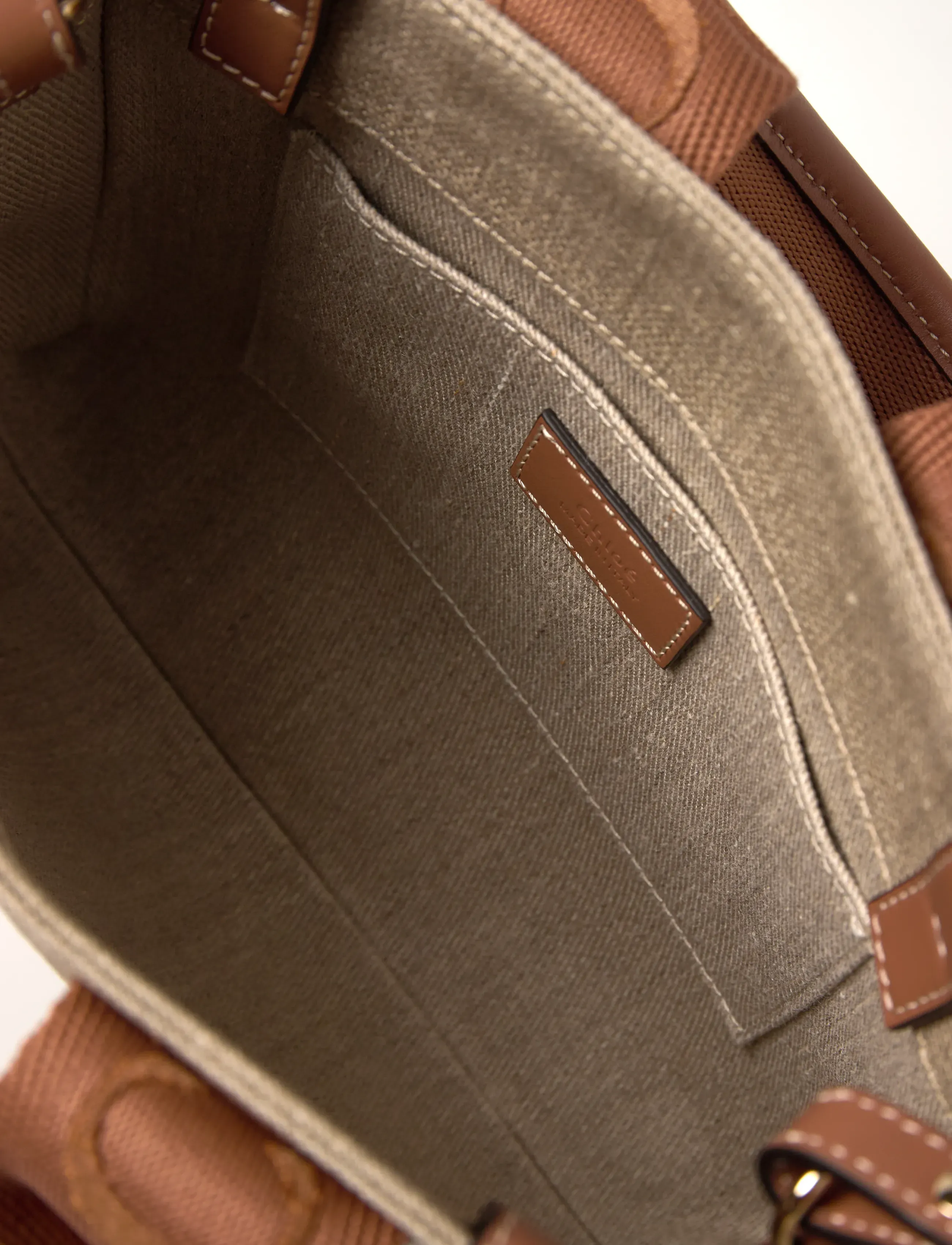 Chloé - Small Woody Tote Bag - henkeltaschen - brown - 4