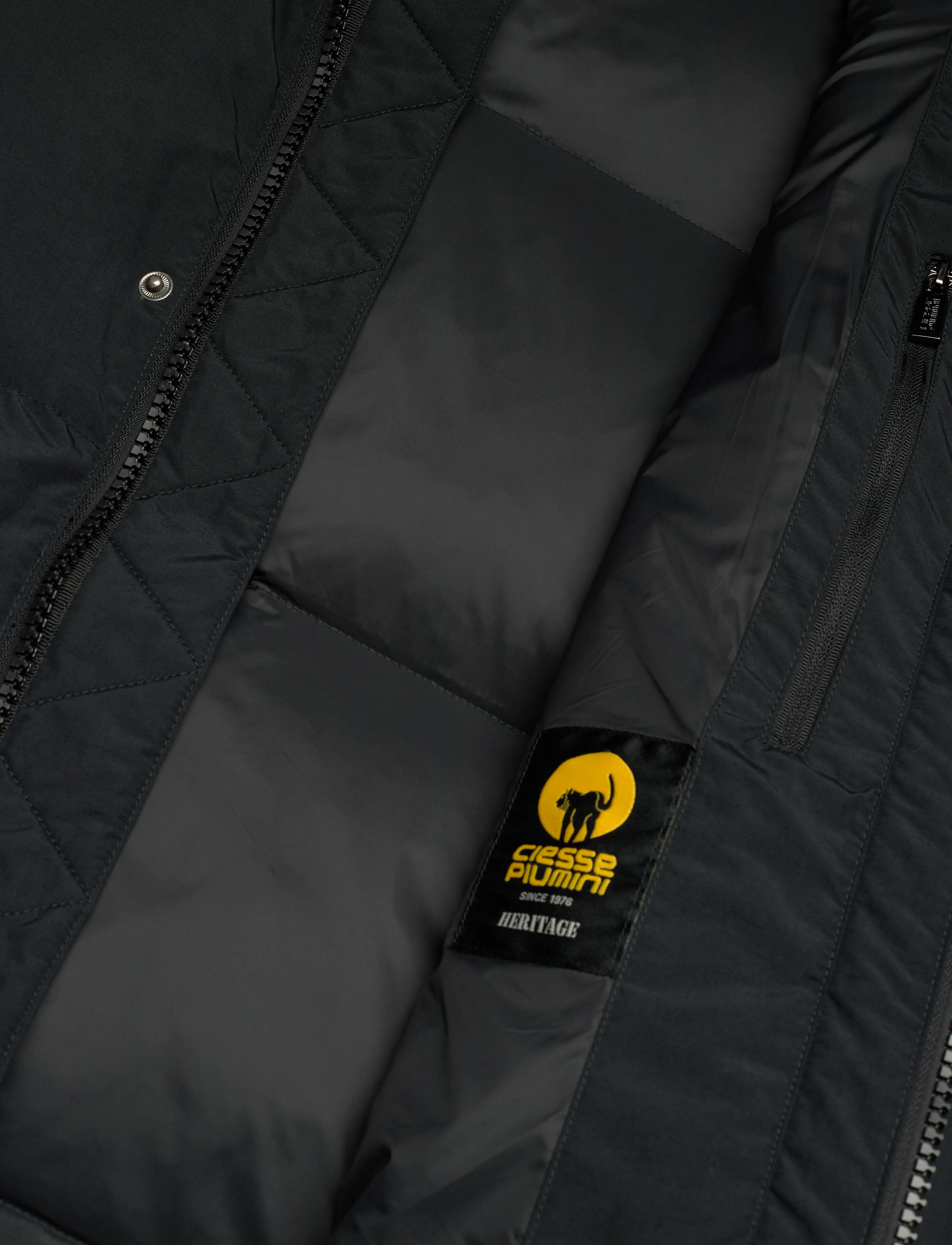 Ciesse Piumini - CP CANADA 4 PKT MID LENGHT JKT - vinterjakker - jet black - 5