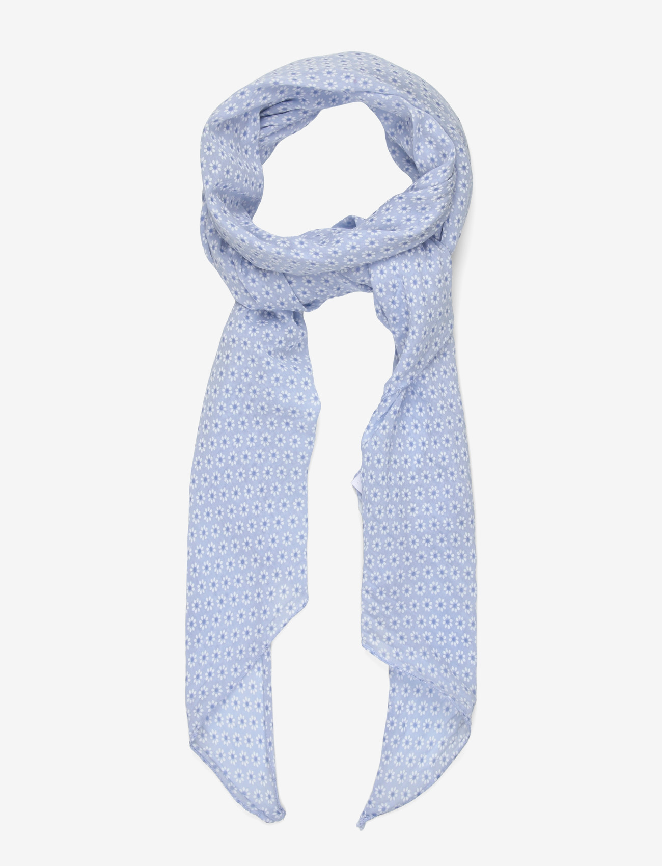 Claire Woman - Cwfreia - alltags-style - winter sky - 0