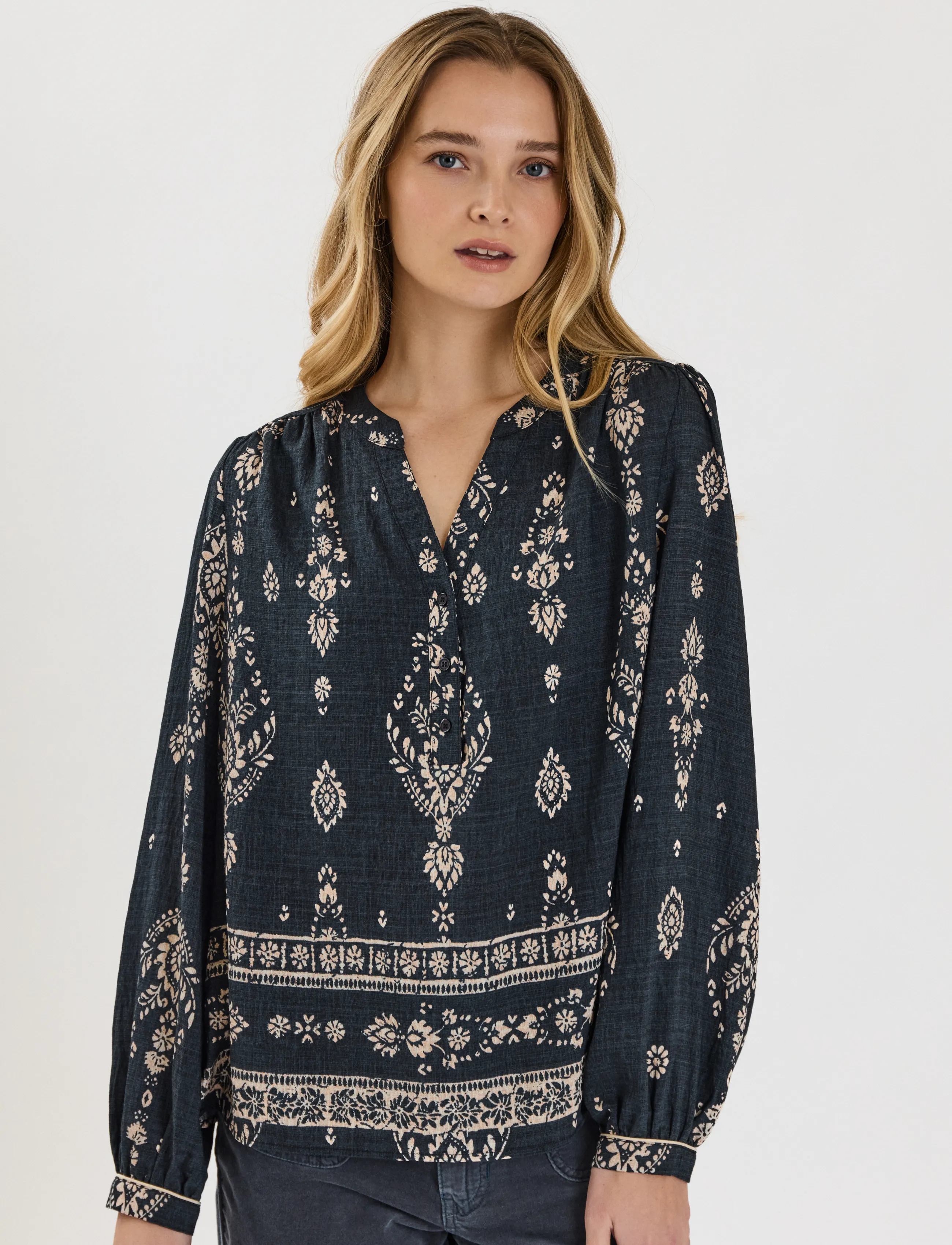 Claire Woman Cwseverine - Blouses - BLACK / black