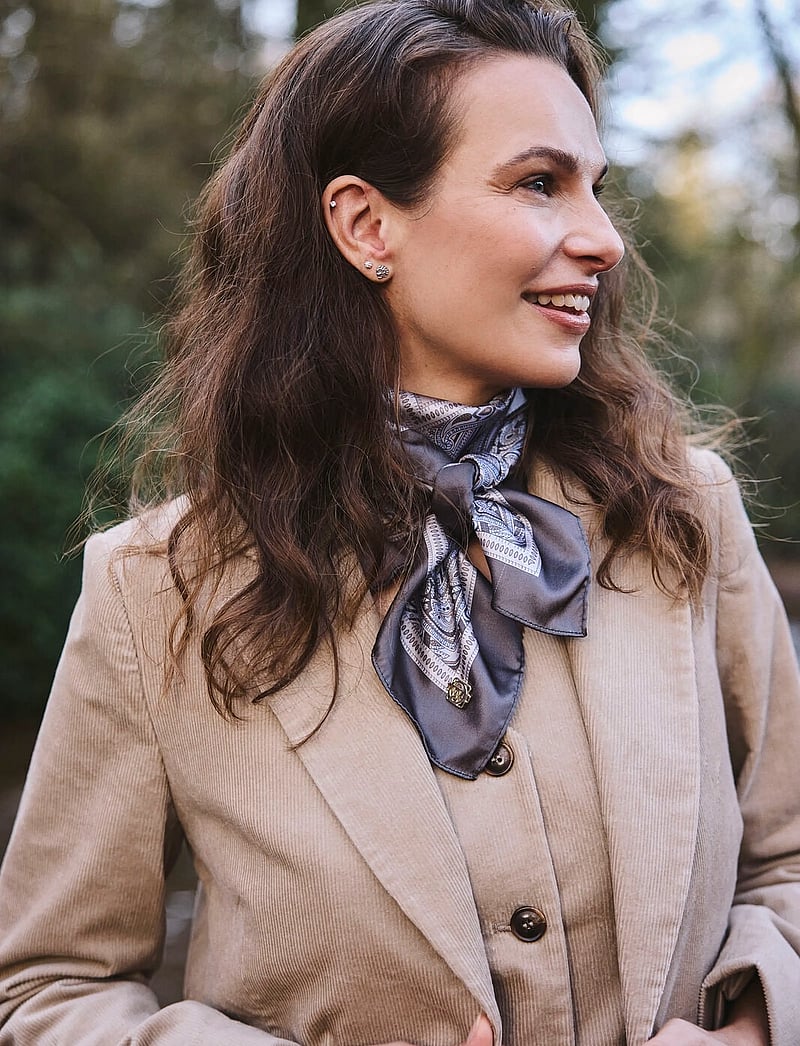 Claire Woman - Cwfaduma - deer brown - 0
