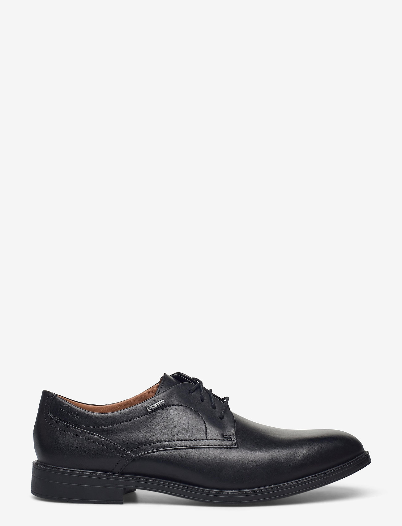 Clarks - ChilverWalkGTX - black leather - 1