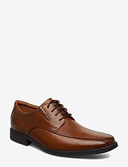 Clarks - Tilden Walk - laced shoes - dark tan lea - 0