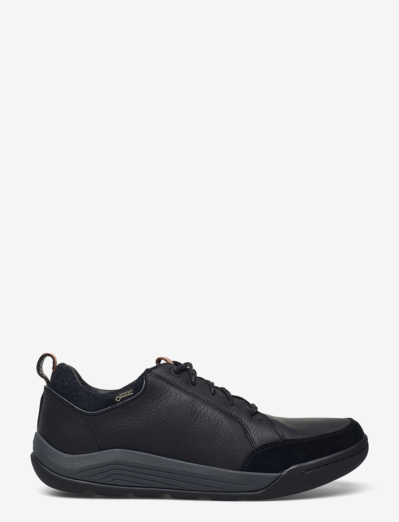 Clarks - AshcombeBayGTX - black leather - 1