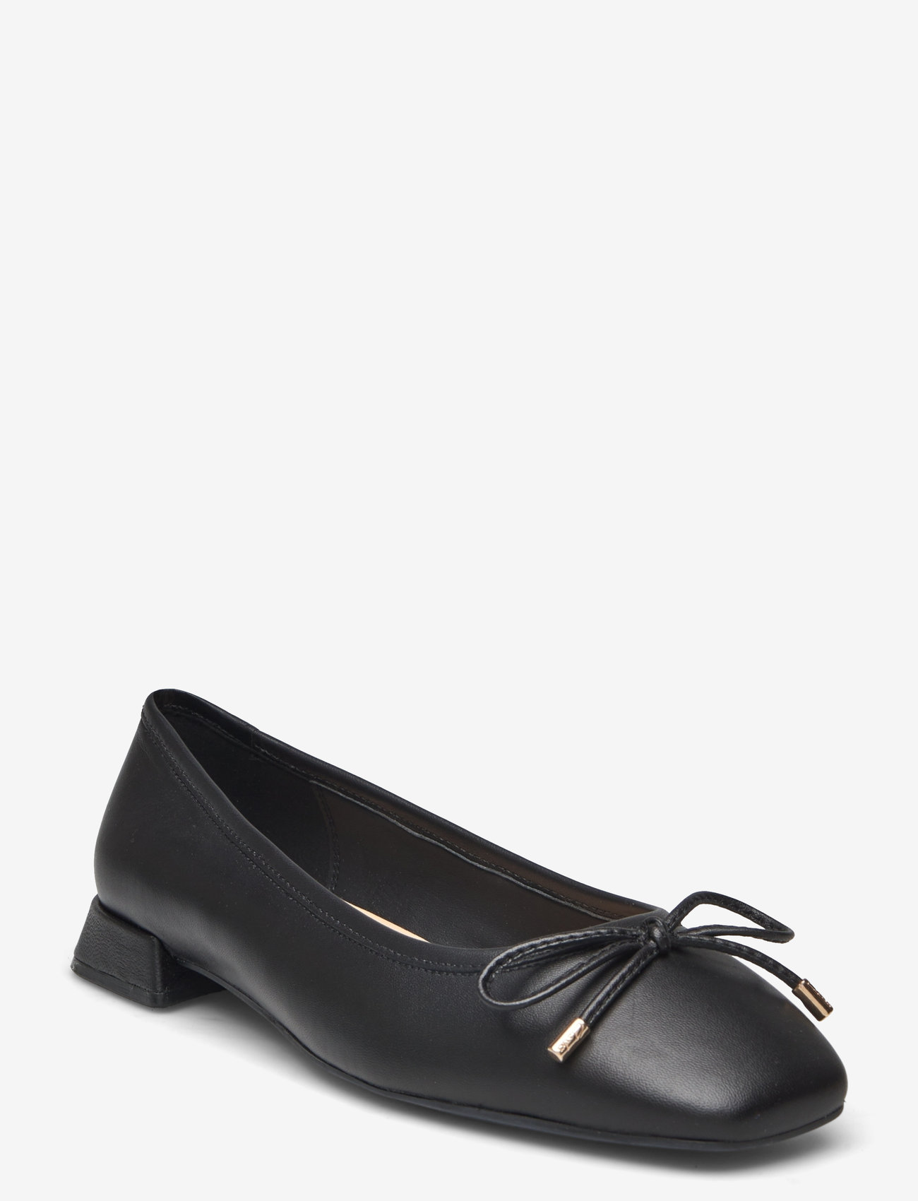 Clarks - Ubree15 Step D - black leather - 0