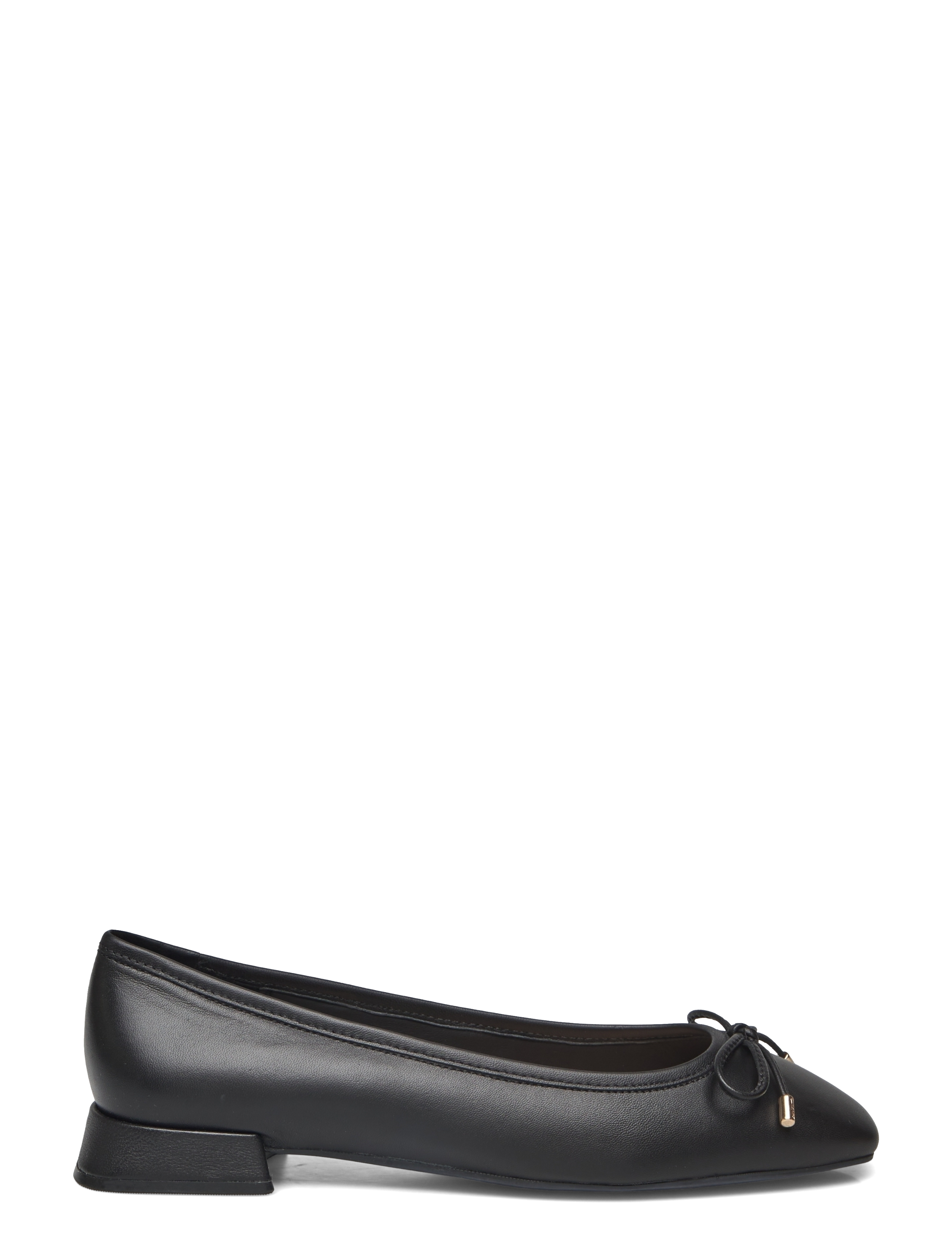 Clarks - Ubree15 Step D - black leather - 1