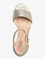 Clarks - Deva Mae D - party wear at outlet prices - 5225 champagne - 3