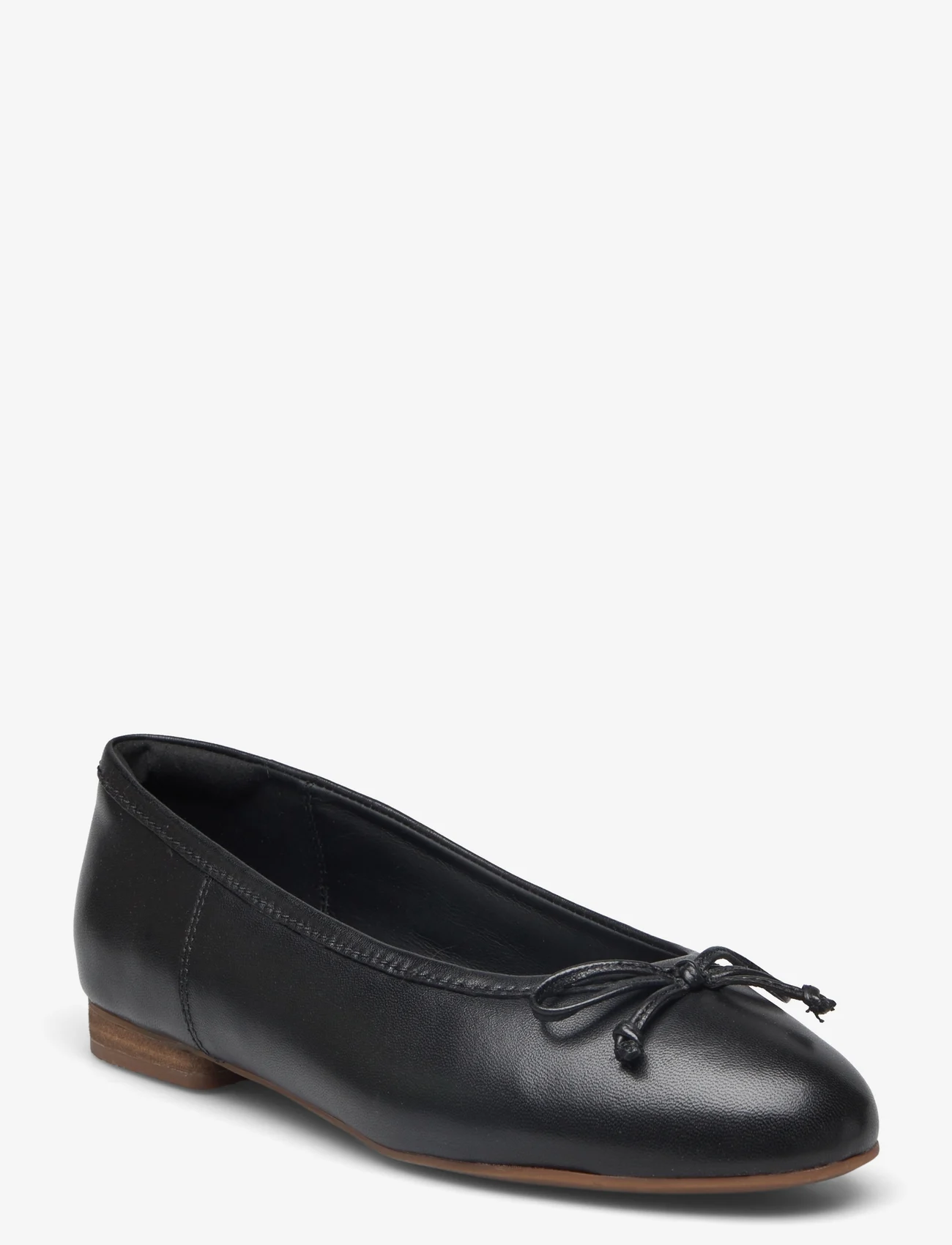 Clarks - Fawna Lily D - party wear at outlet prices - 1216 black leather - 0