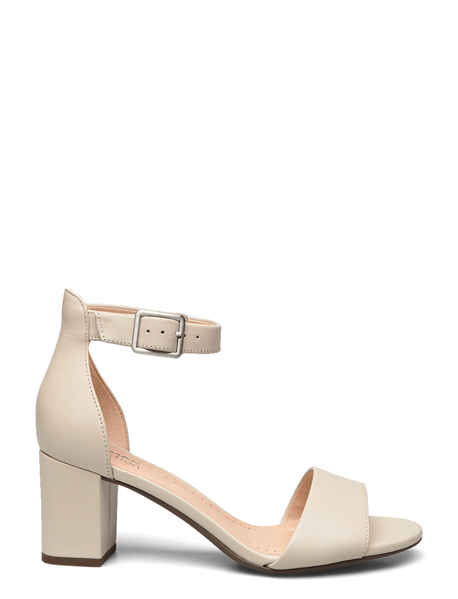 Clarks - Deva Mae D - 1233 ivory leather - 1