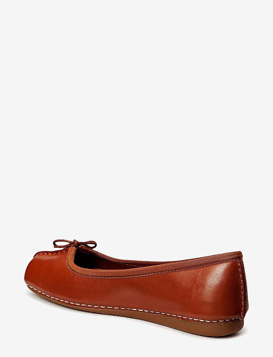 Clarks - Freckle Ice D - modetrends - dark tan lea - 2