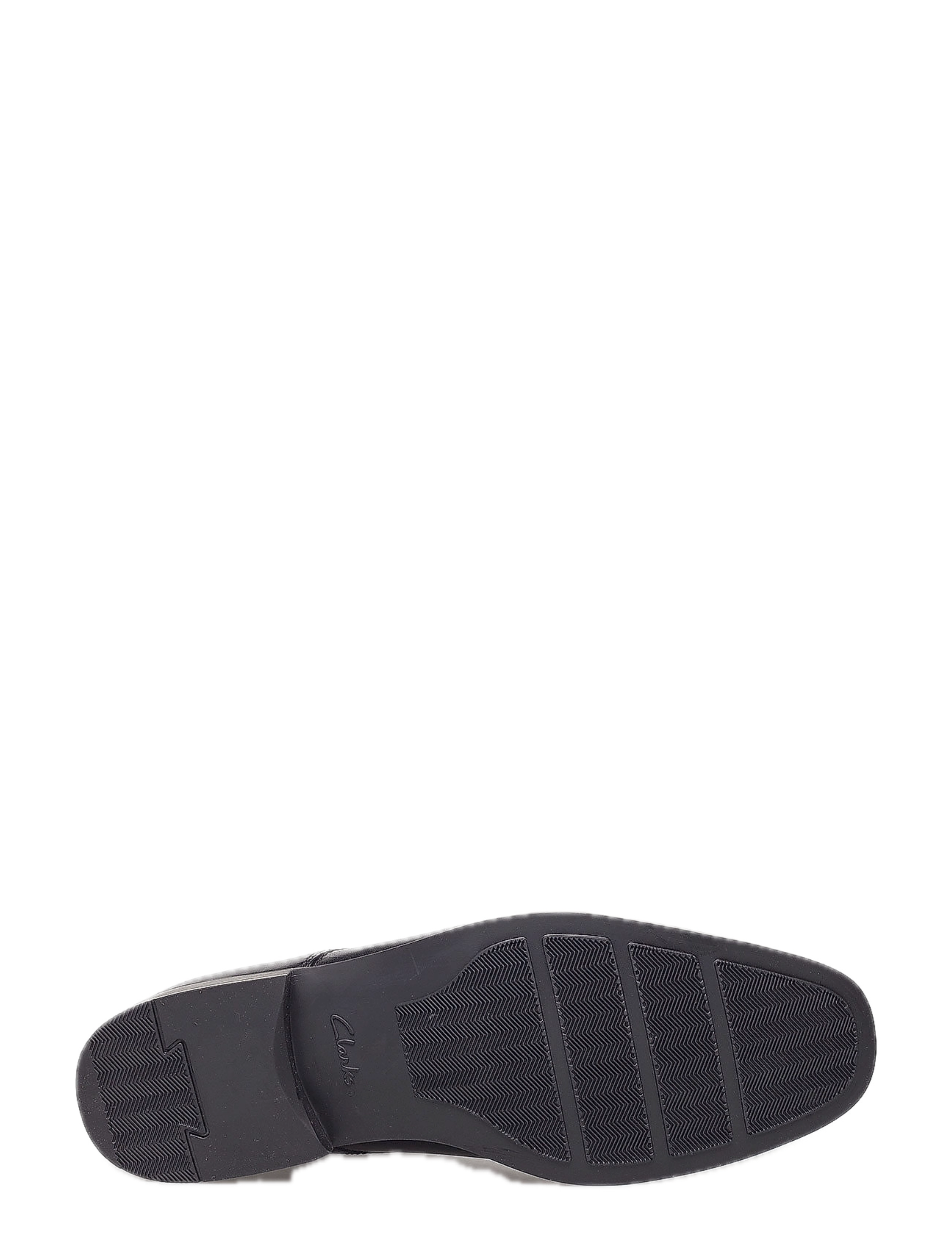 Clarks - Tilden Plain - black leather - 4