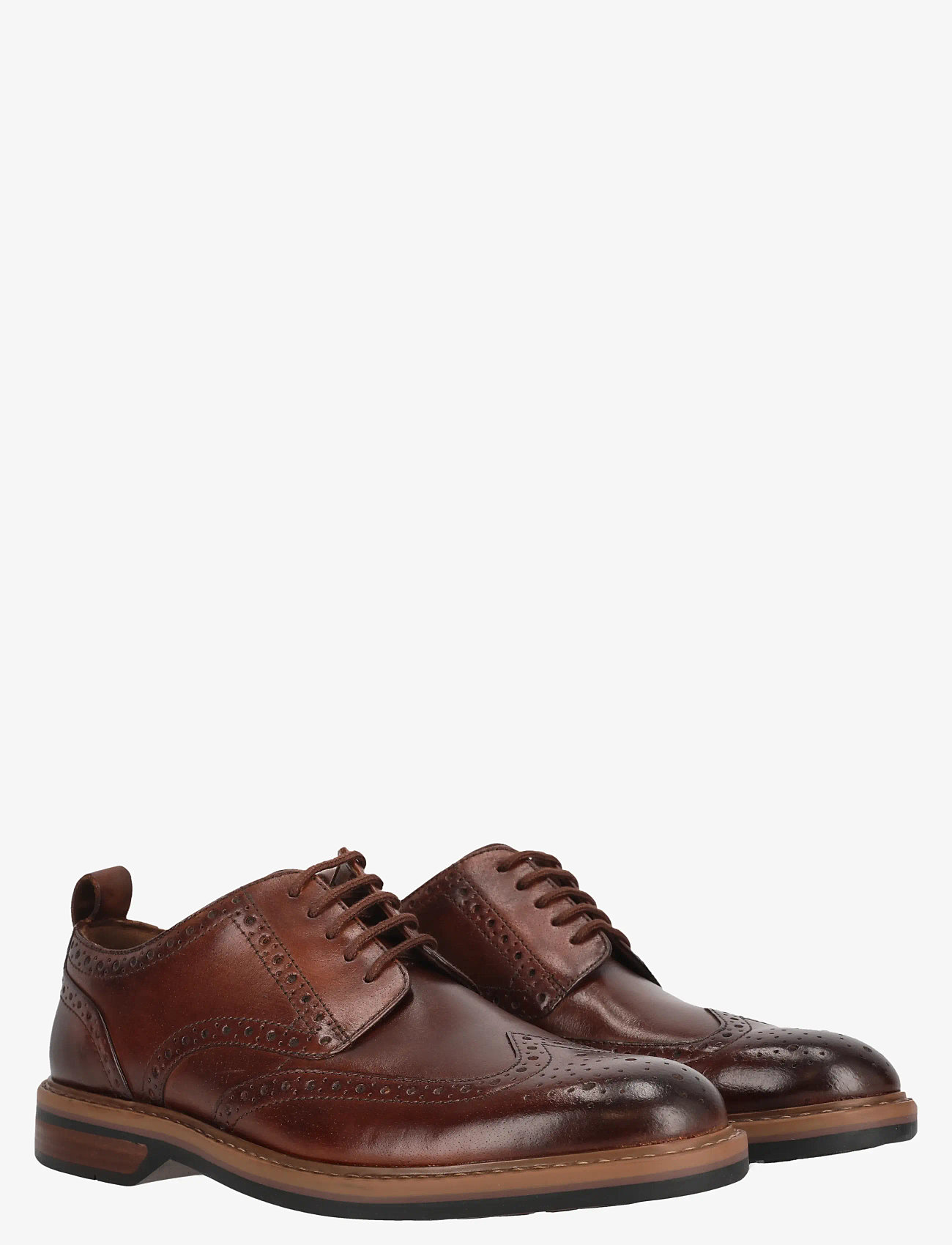 Clarks - Aldwin Limit G - brogues - mid tan lea - 1
