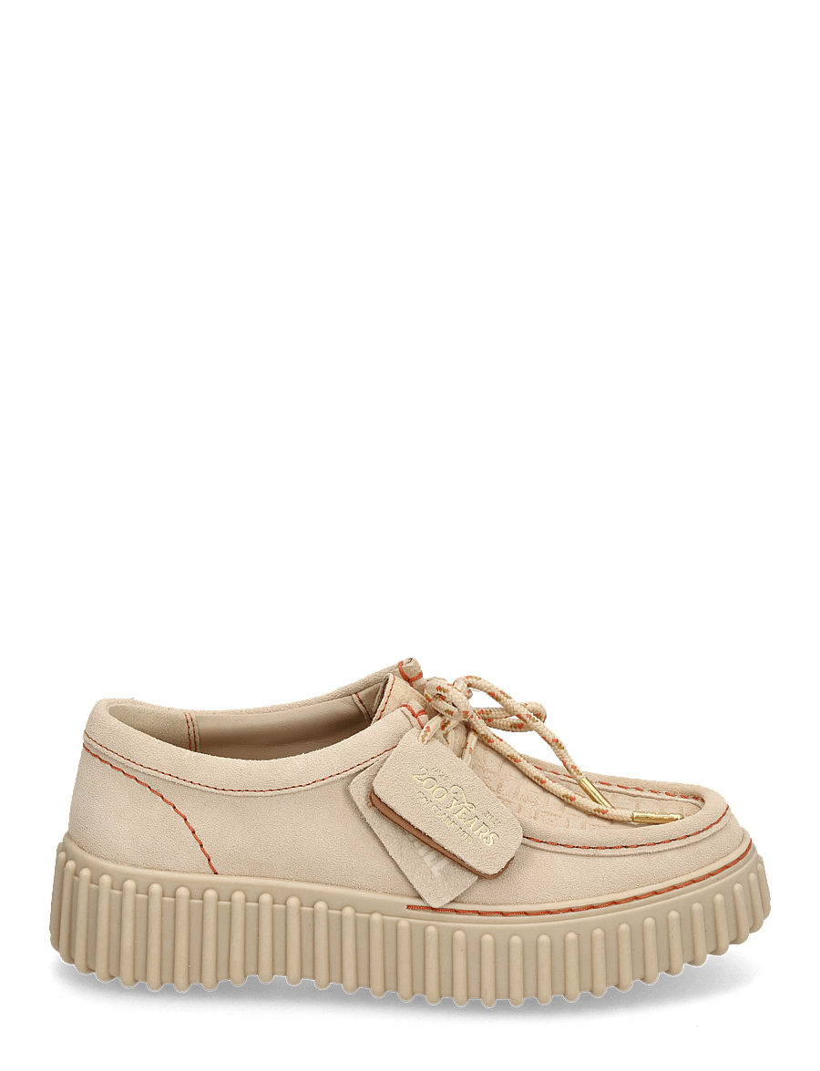 Clarks - Torhill Bee D - loafers - ecru suede - 1