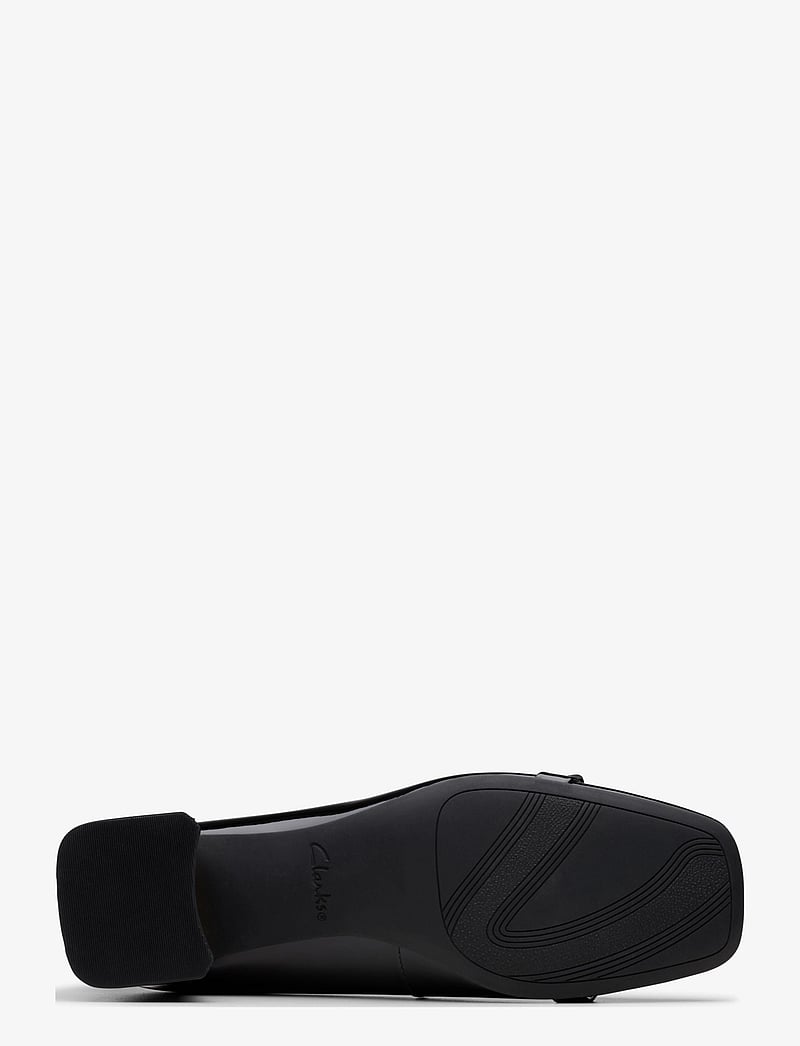 Clarks - Nyta45 Court D - black pat - 4