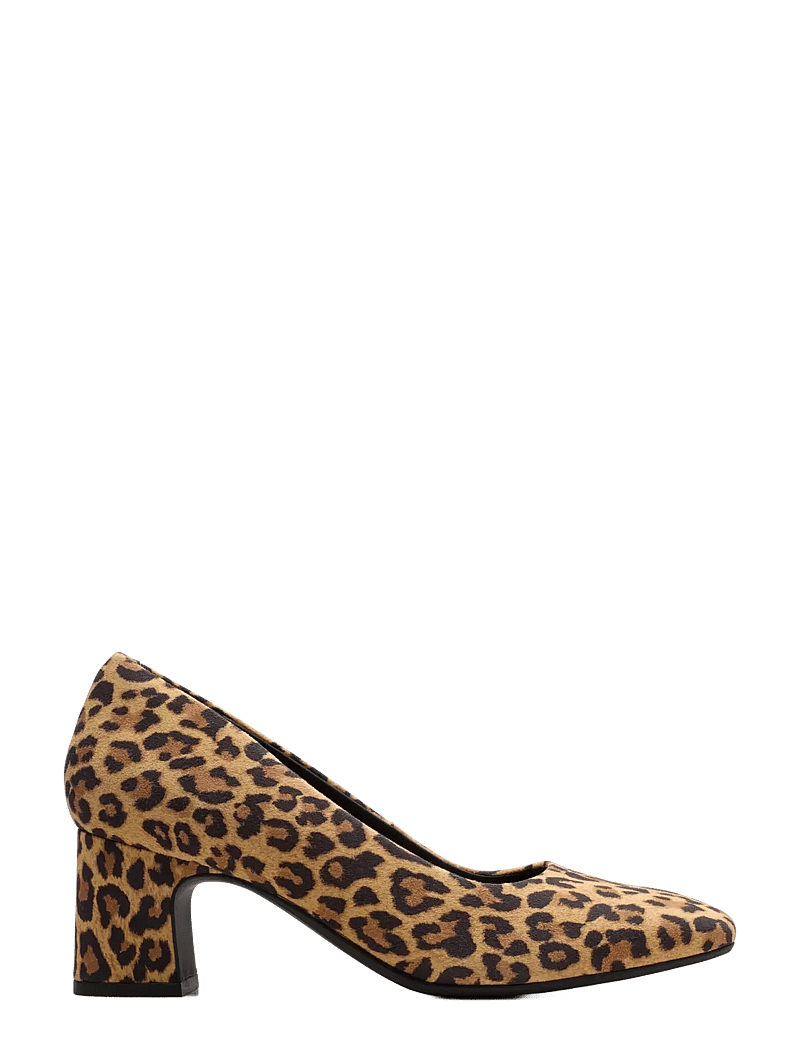Clarks - Fernie Court D - pumps - leopard - 1