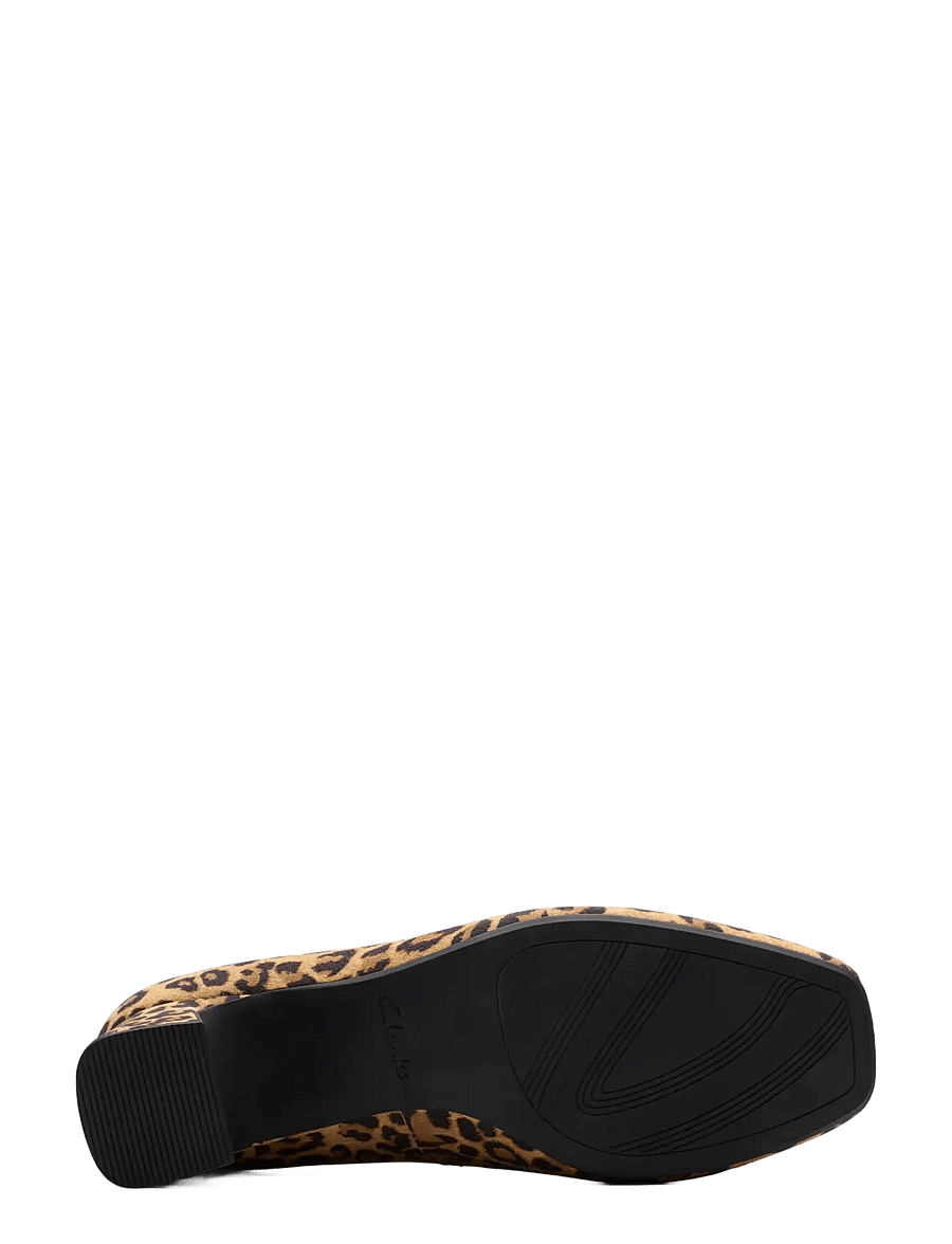 Clarks - Fernie Court D - pumps - leopard - 3