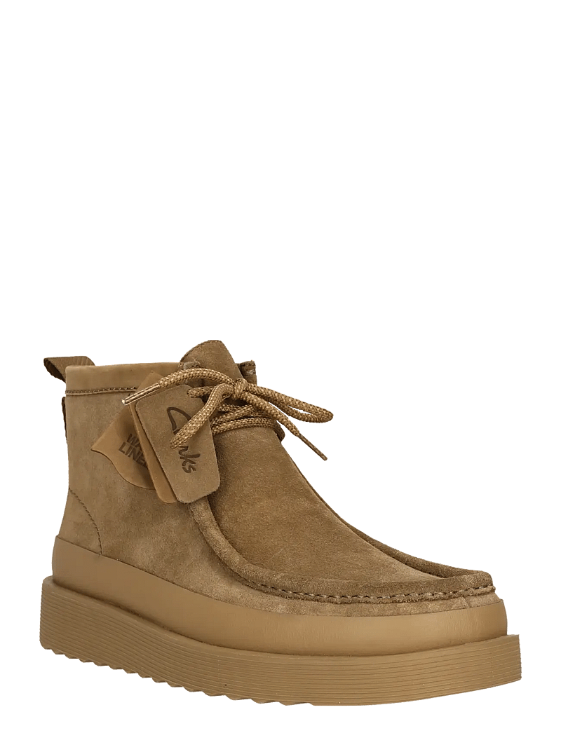 Clarks - WallabeeFTR2Hi G - desert boots - dark sand suede - 1