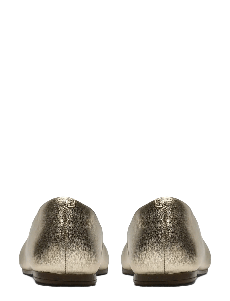 Clarks - Livia Lily D - mode trends - gold leather - 1