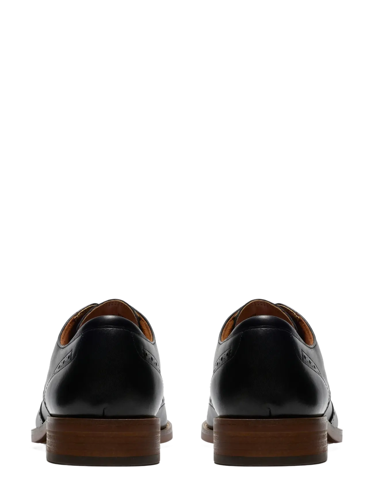 Clarks - CraftRemi Tip G - shop by occasion - black leather - 1