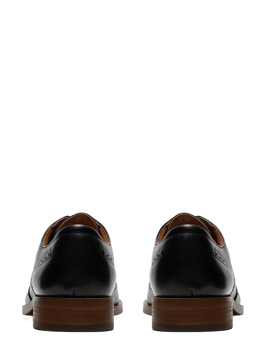 Clarks - CraftRemi Tip G - shop by occasion - black leather - 1