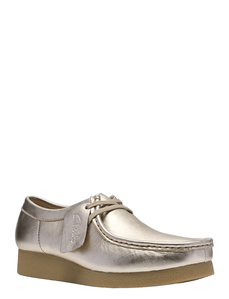 Clarks - WallabeeEVOSh D - mode trends - gold leather - 1