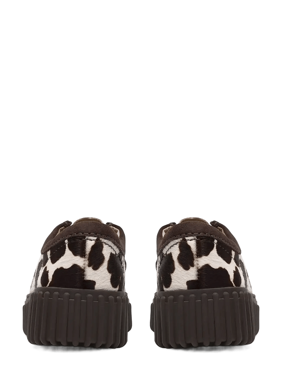 Clarks - Torhill Bee D - modetrender - cow print - 1