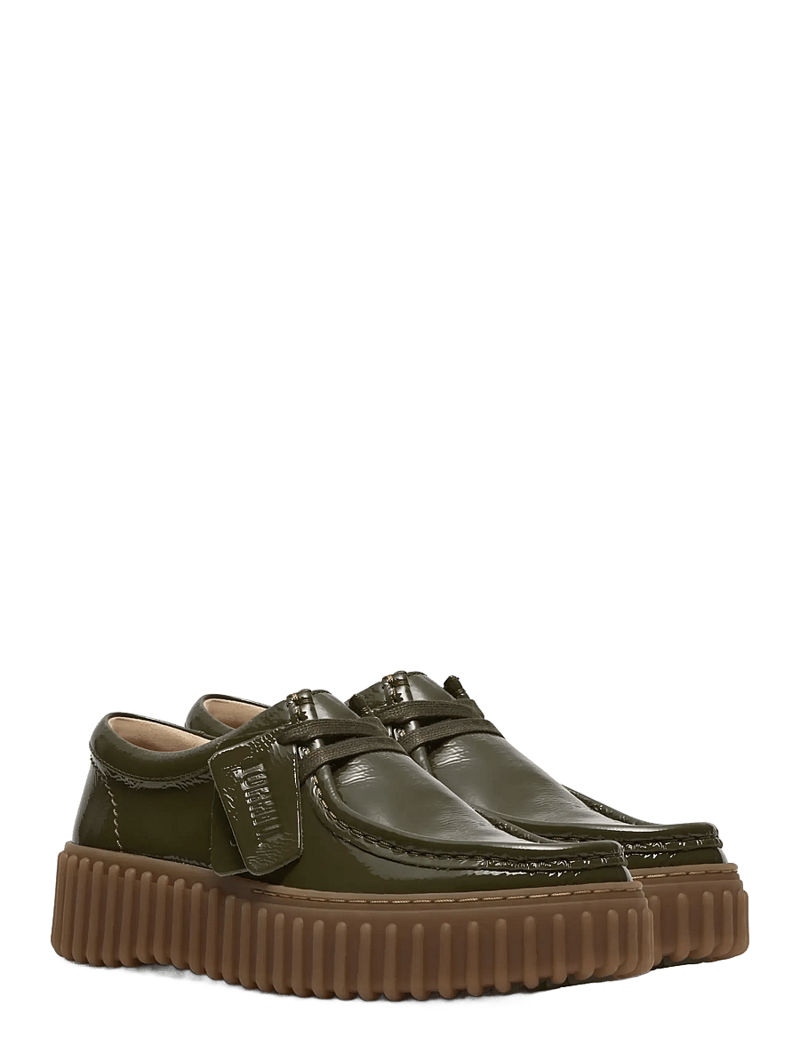 Clarks - Torhill Bee D - modetrends - dark olive pat - 5