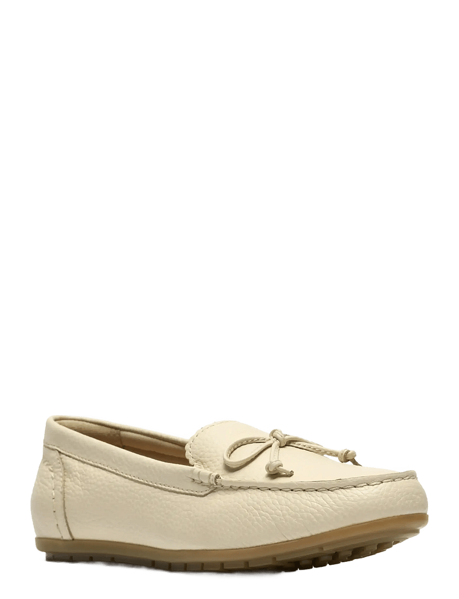 Clarks - Elliotte Sail D - boat shoes - cream leather - 0