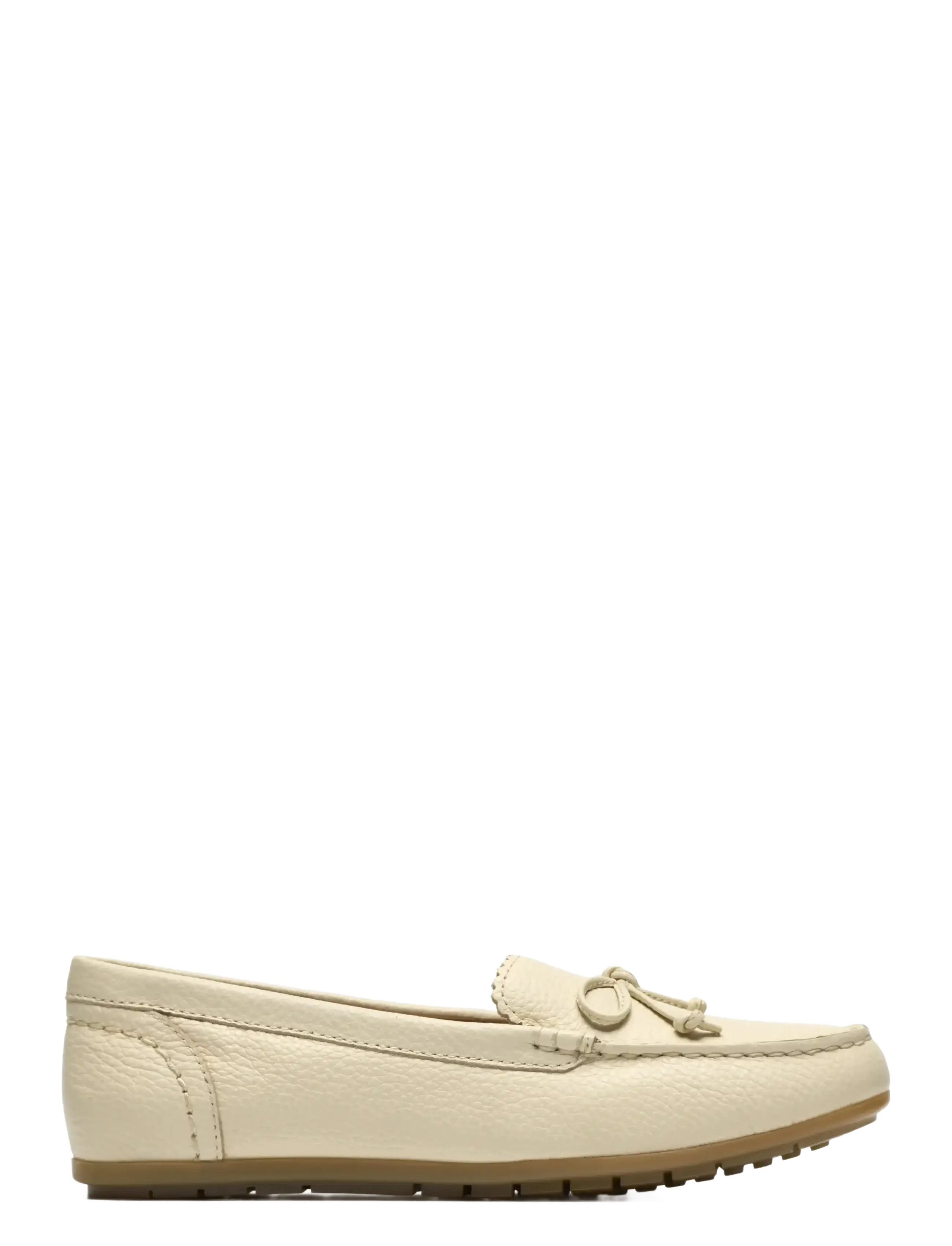 Clarks - Elliotte Sail D - loafers - cream leather - 2
