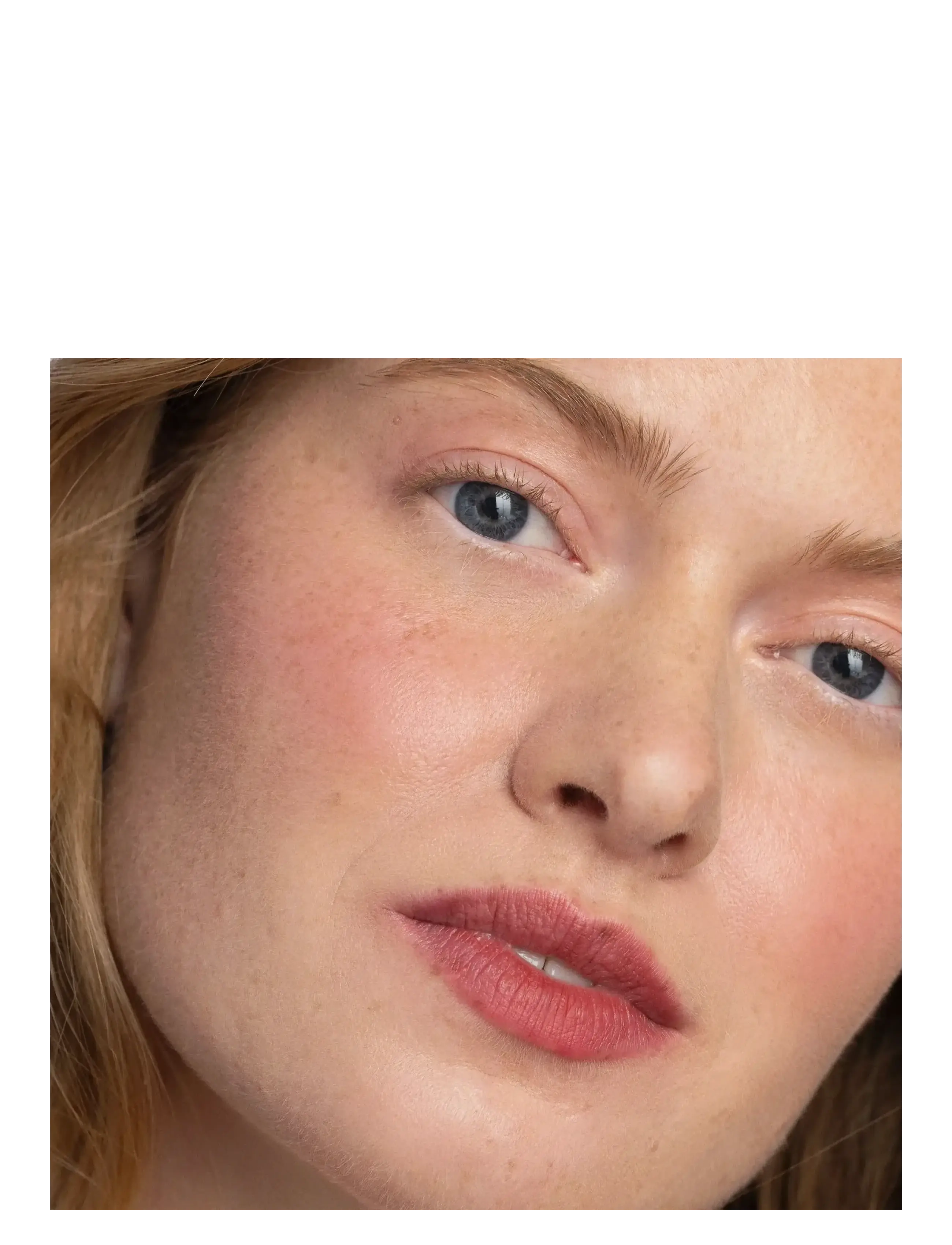 CLE Cosmetics - Melting Lip Powder - redo för date night - desert rose - 2
