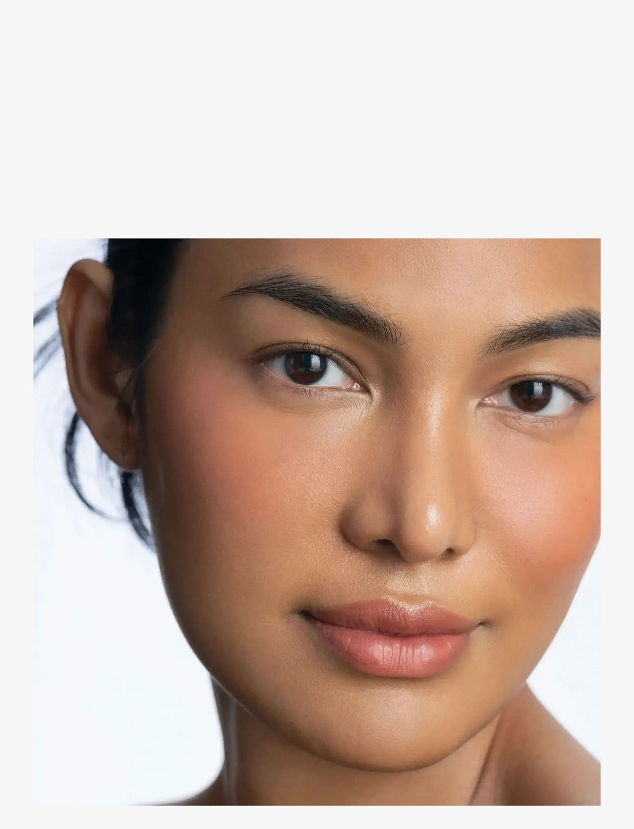 CLE Cosmetics - Melting Lip Powder - bliv klar til date night - lady guava - 1