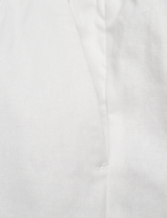 Clean Cut Copenhagen - Barcelona Cotton / Linen Shorts - pellavashortsit - white - 3