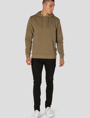 Clean Cut Copenhagen - Basic Organic Hood - sweatshirts - dark camel - 3