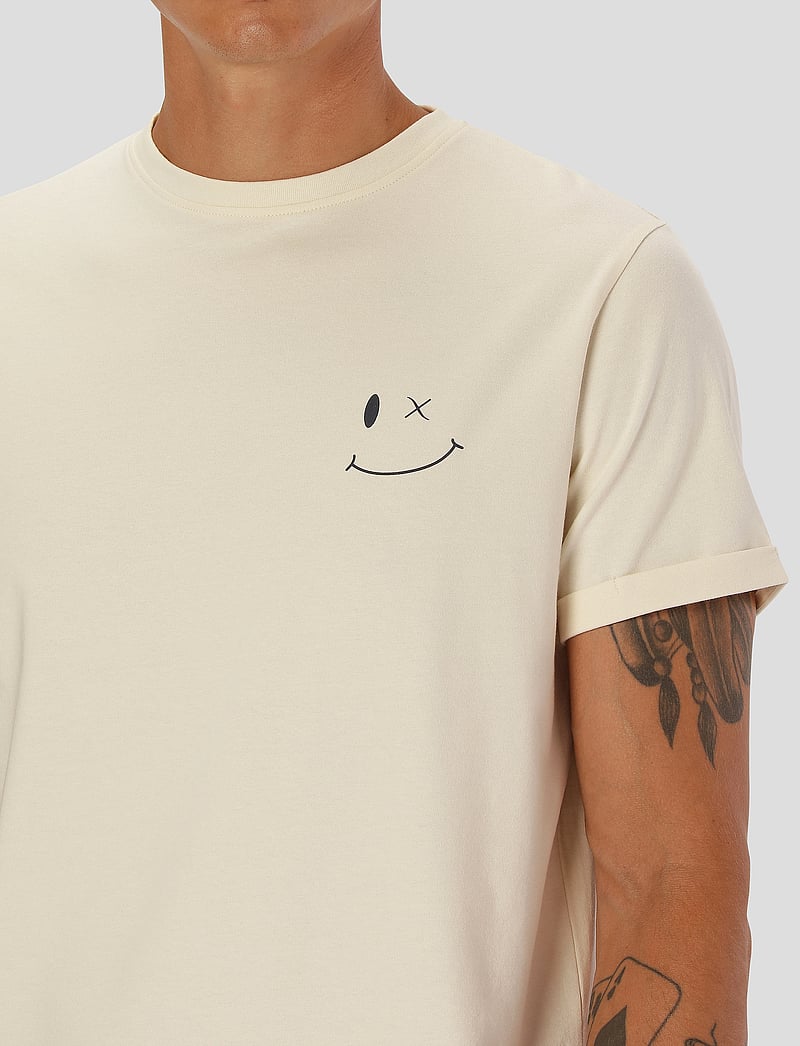 Clean Cut Copenhagen - Patrick Organic Tee - lyhythihaiset - ecru - 3