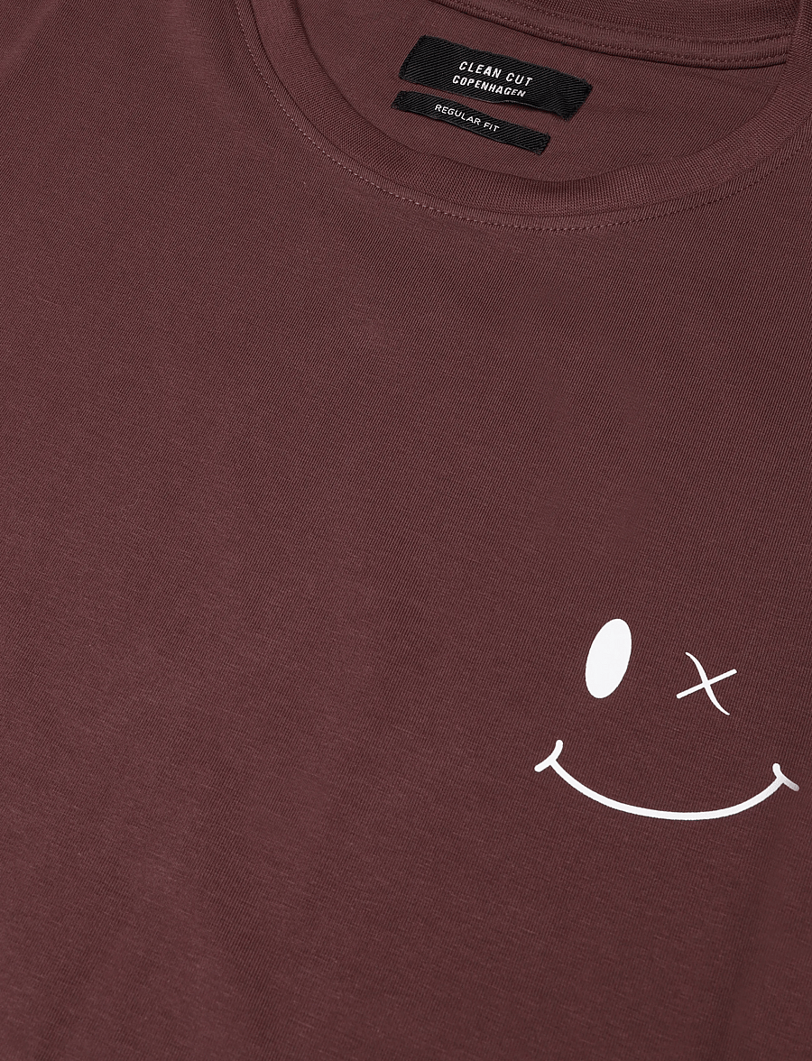 Clean Cut Copenhagen - Patrick Organic Tee - kortærmede t-shirts - huckleberry - 2