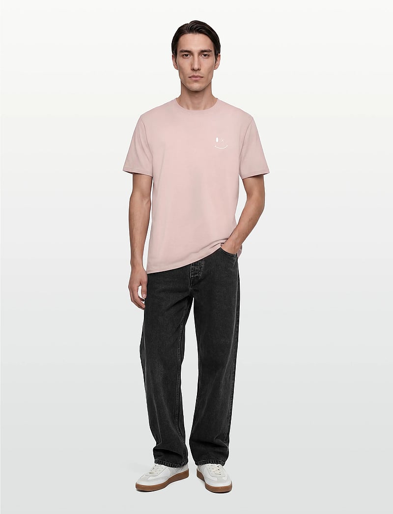Clean Cut Copenhagen - Patrick Organic Tee - kortærmede t-shirts - violet ice - 0
