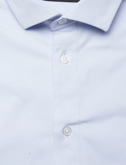 Clean Cut Copenhagen - Clean Formal Stretch Shirt LS - basic-hemden - light blue - 3